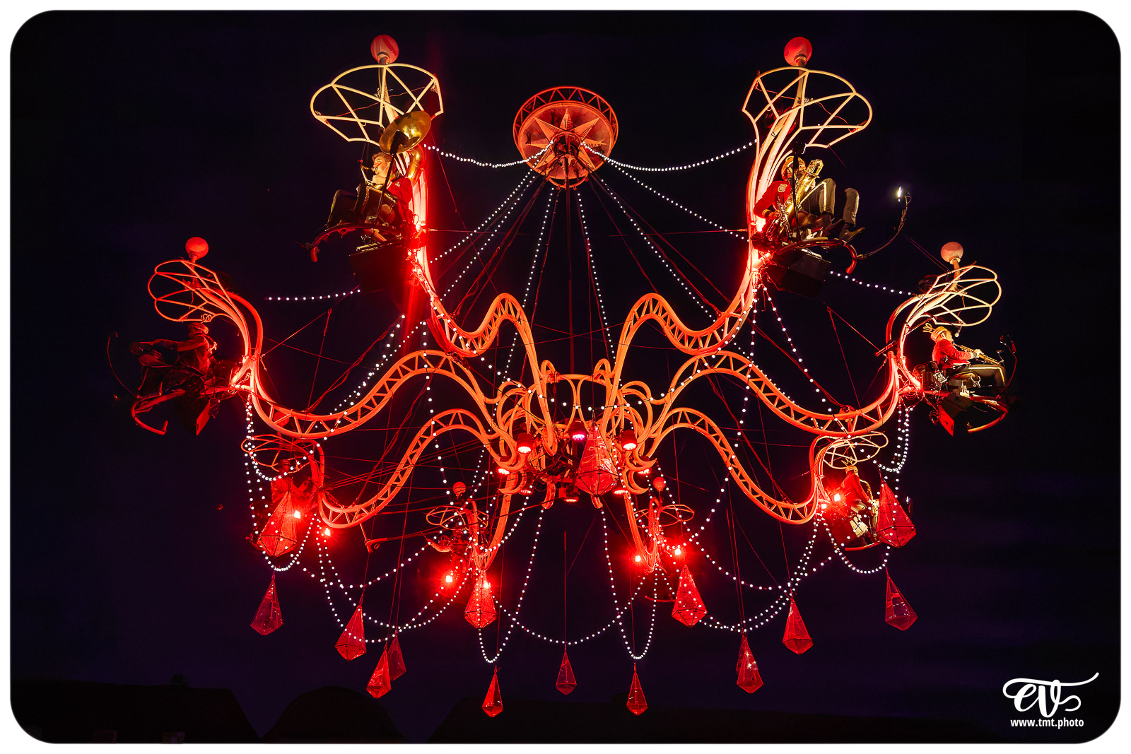 LE LUSTRE IMPERIAL (CIE TRANSE EXPRESS)